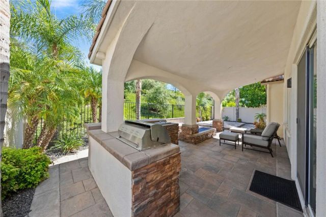 34421 Champoux Court, Temecula, CA 92592