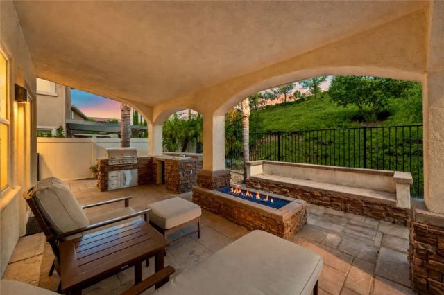 34421 Champoux Court, Temecula, CA 92592