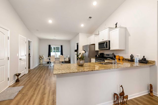 352 Conifer Street, Sumter, SC 29154