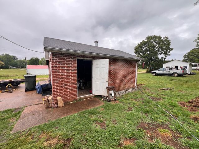 168 Pafford St, Big Sandy, TN 38221