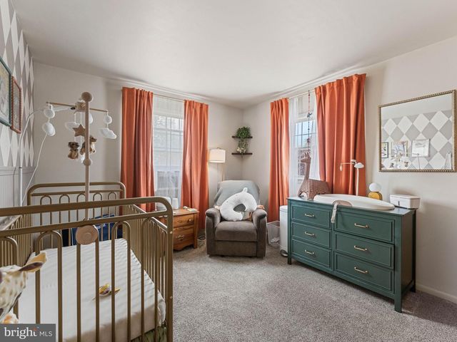 39 NEWELL AVE, Cherry Hill, NJ 08034