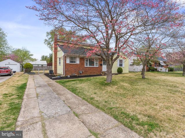39 NEWELL AVE, Cherry Hill, NJ 08034