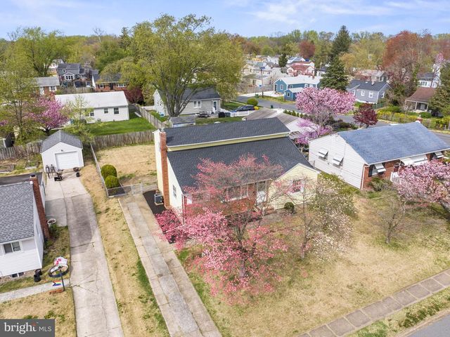 39 NEWELL AVE, Cherry Hill, NJ 08034