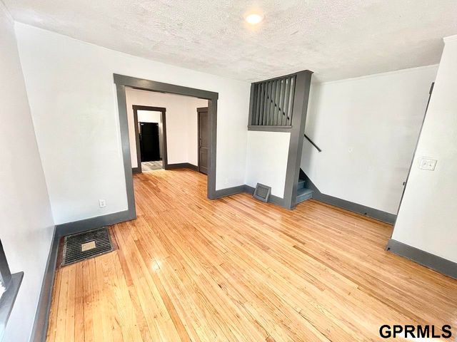 2518 Emmet Street, Omaha, NE 68111