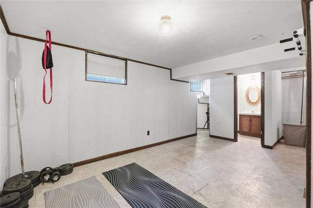 4908 S Shrank Drive, Independence, MO 64055