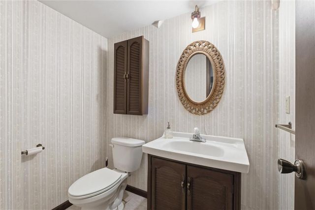 4908 S Shrank Drive, Independence, MO 64055