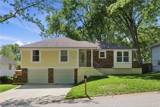 4908 S Shrank Drive, Independence, MO 64055