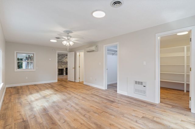 2 Regina Road, Portsmouth, NH 03801