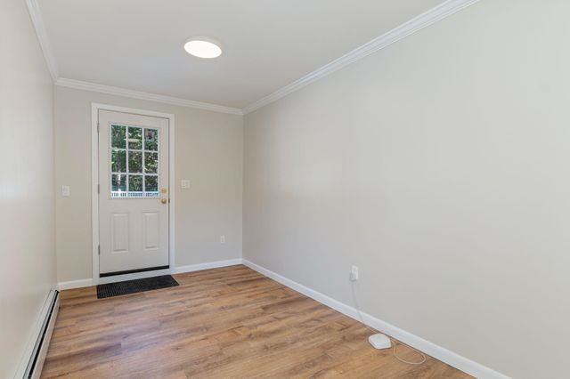 2 Regina Road, Portsmouth, NH 03801