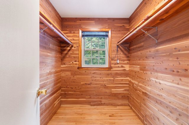 2 Regina Road, Portsmouth, NH 03801