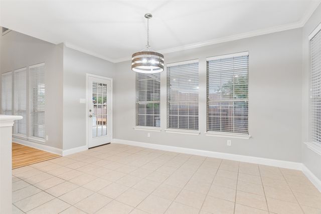 5912 Crestberry Lane, Sachse, TX 75048