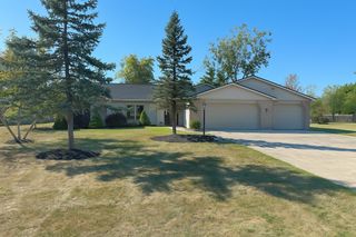 10809 W Rosewood Circle, Fort Wayne, IN 46845
