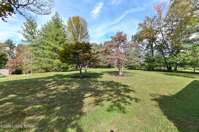 13991 Poplar Ln, Louisville, KY 40299