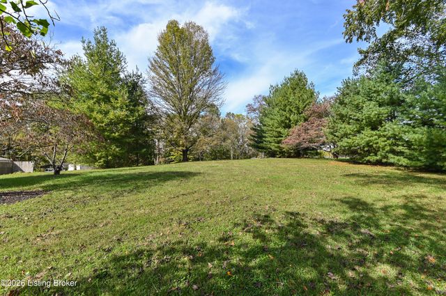13991 Poplar Ln, Louisville, KY 40299