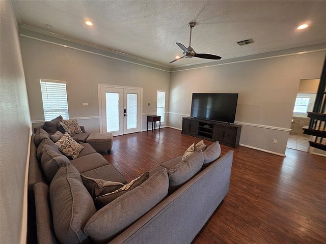 3530 Highway 146 S, Shoreacres, TX 77571