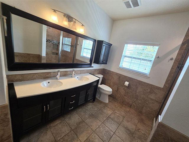 3530 Highway 146 S, Shoreacres, TX 77571