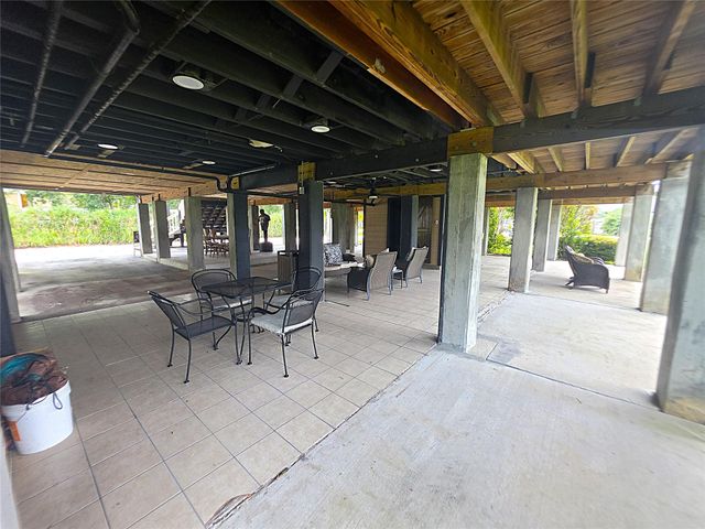 3530 Highway 146 S, Shoreacres, TX 77571