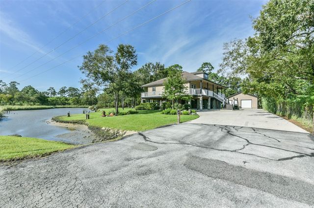 3530 Highway 146 S, Shoreacres, TX 77571