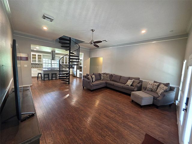3530 Highway 146 S, Shoreacres, TX 77571