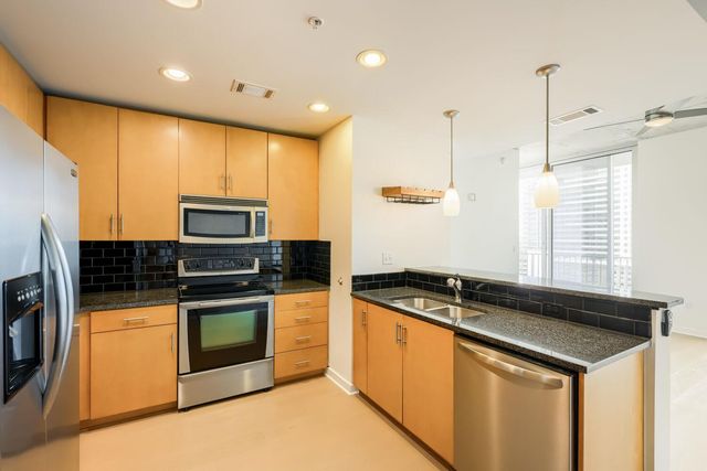 360 Nueces ST 1208, Austin, TX 78701