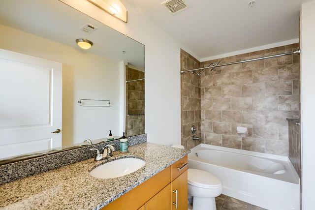 360 Nueces ST 1208, Austin, TX 78701