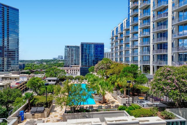 360 Nueces ST 1208, Austin, TX 78701