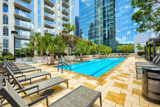 360 Nueces ST 1208, Austin, TX 78701