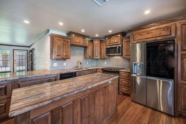 6401 HINSDALE Drive, Amarillo, TX 79109