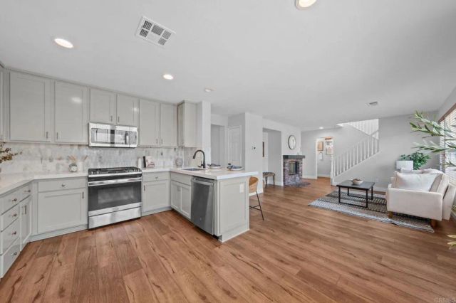 359 Franciscan Way, Oceanside, CA 92057