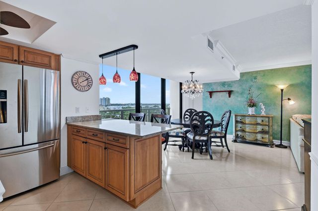 3000 N OCEAN Drive 8A, Singer Island, FL 33404