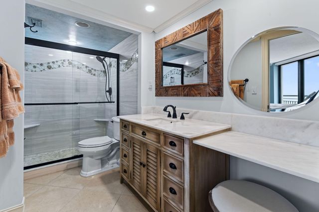 3000 N OCEAN Drive 8A, Singer Island, FL 33404