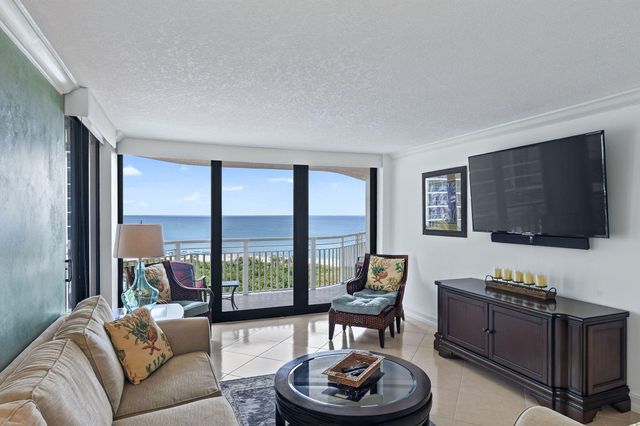 3000 N OCEAN Drive 8A, Singer Island, FL 33404