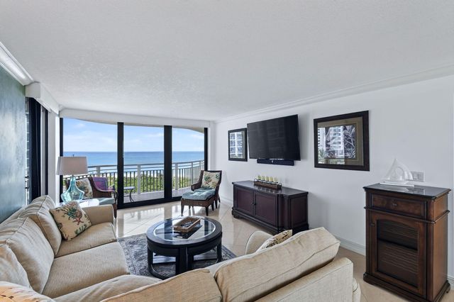 3000 N OCEAN Drive 8A, Singer Island, FL 33404