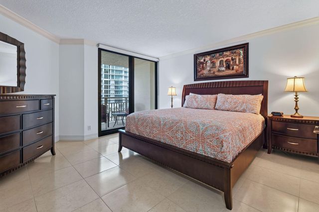 3000 N OCEAN Drive 8A, Singer Island, FL 33404