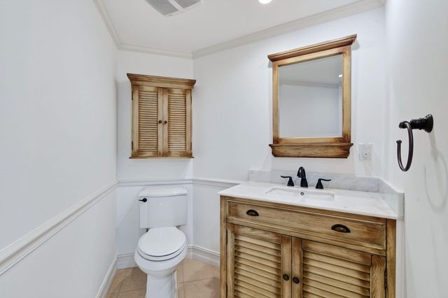 3000 N OCEAN Drive 8A, Singer Island, FL 33404