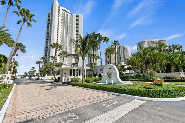 3000 N OCEAN Drive 8A, Singer Island, FL 33404