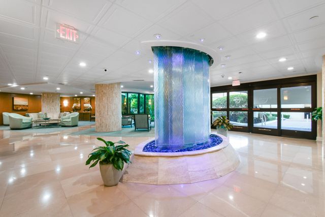 3000 N OCEAN Drive 8A, Singer Island, FL 33404