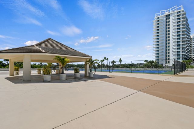 3000 N OCEAN Drive 8A, Singer Island, FL 33404
