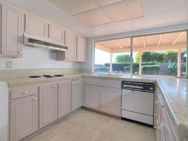 6443 Bluefield Place, San Diego, CA 92120