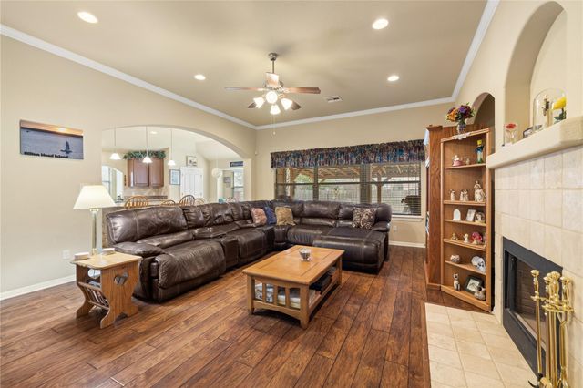 19500 Cheyenne Valley DR, Round Rock, TX 78664