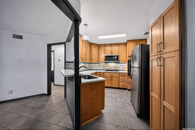25334 Hazy Hollow, San Antonio, TX 78255