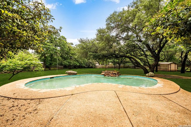 25334 Hazy Hollow, San Antonio, TX 78255