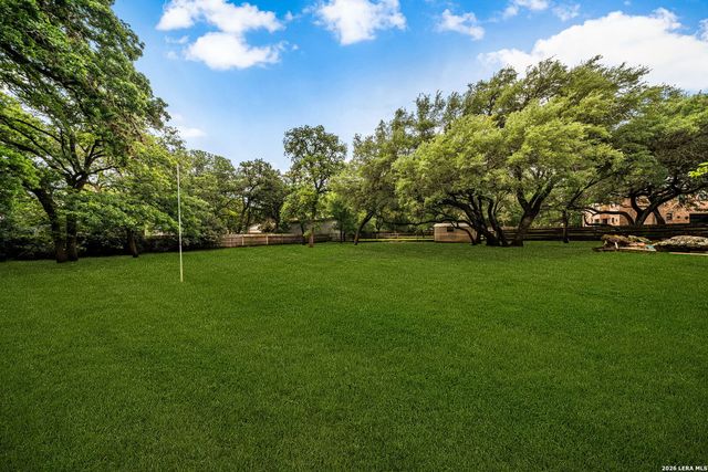 25334 Hazy Hollow, San Antonio, TX 78255