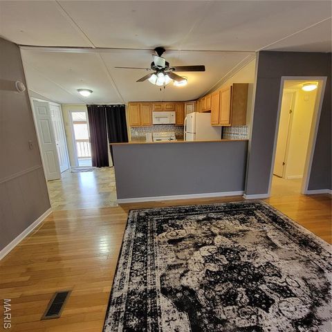 3556 Highway T, Rosebud, MO 63091