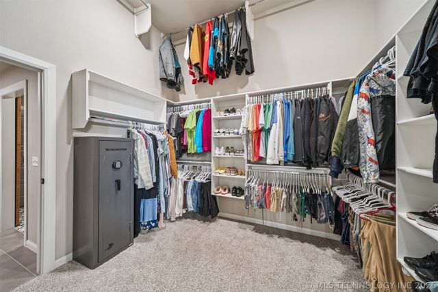 5730 E 141st Place N, Collinsville, OK 74021