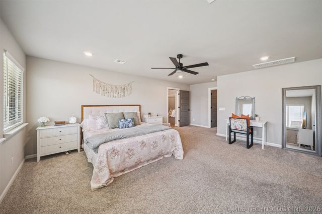 5730 E 141st Place N, Collinsville, OK 74021