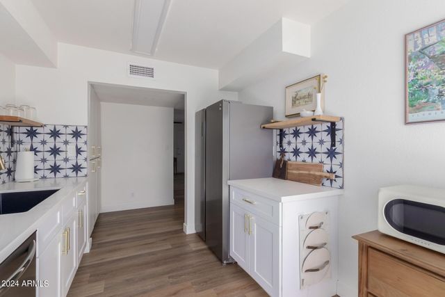 8241 N Central Avenue Unit 13, Phoenix, AZ 85020