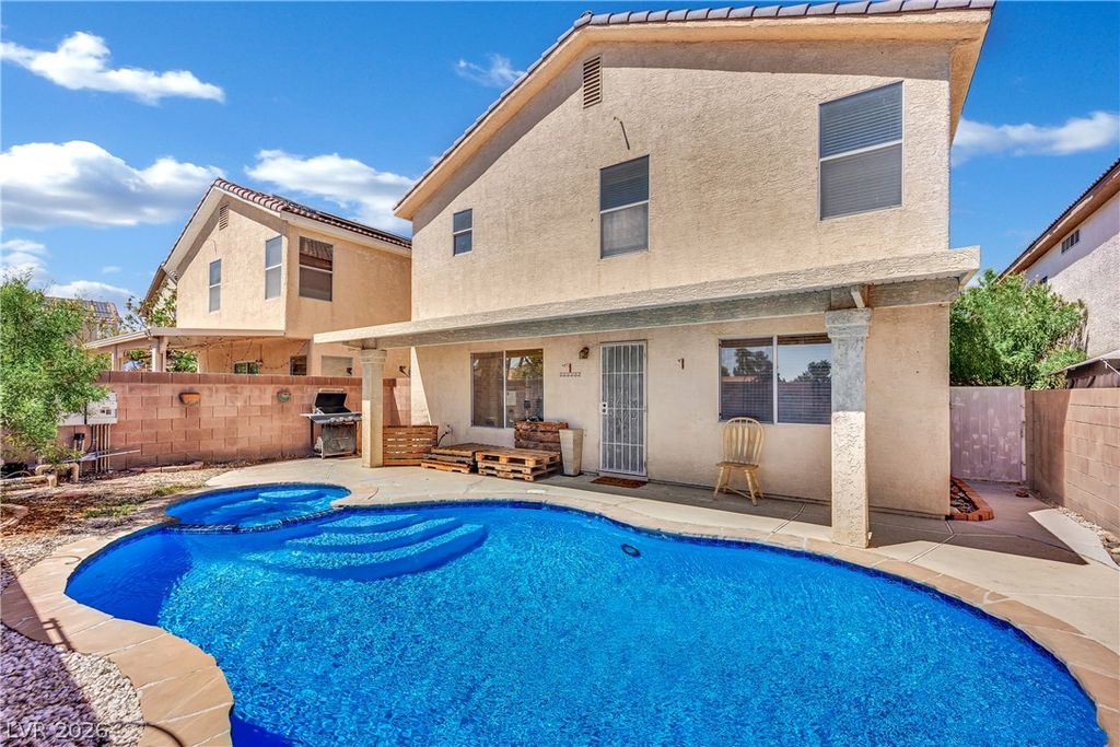 5041 Dancing Lights Avenue, Las Vegas, NV 89130 — exterior