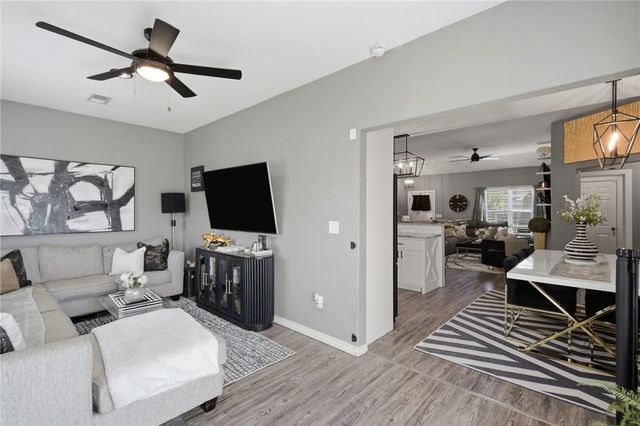 703 W Teri Drive, Siloam Springs, AR 72761