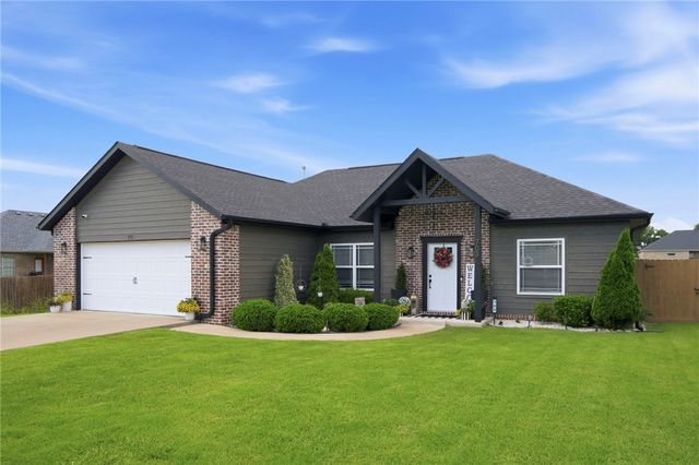 703 W Teri Drive, Siloam Springs, AR 72761